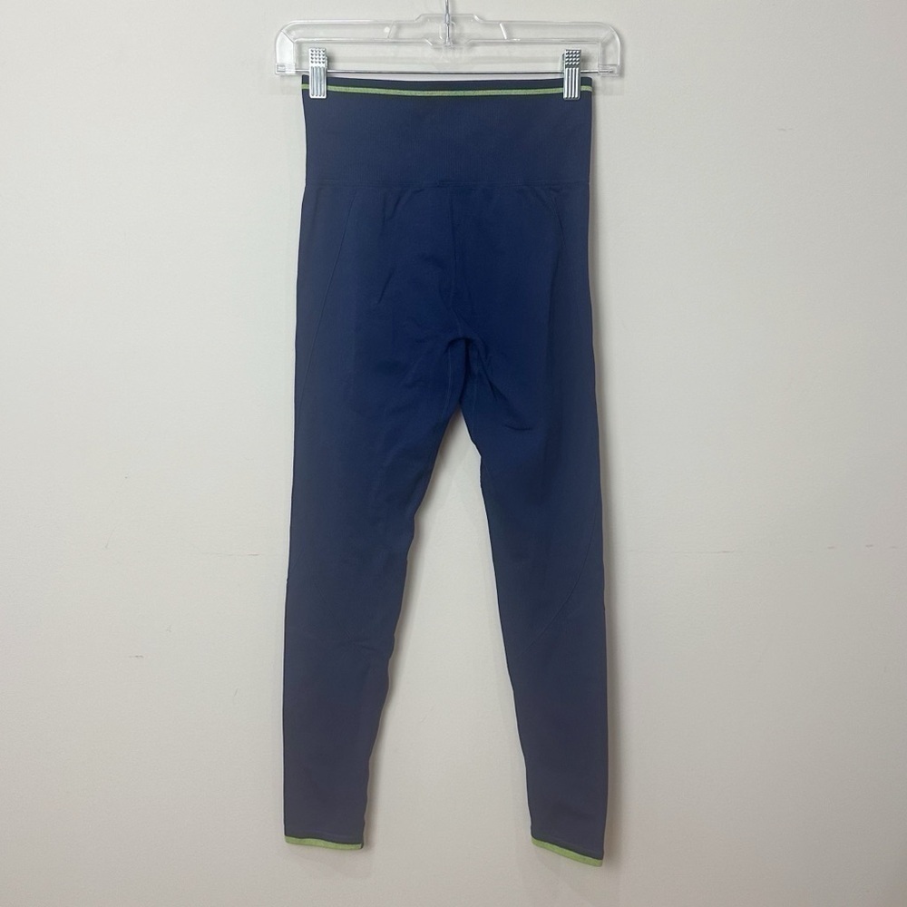 Soul X SoulCycle Seamless Leggings Navy Blue with Green Stripe - Picture 4 of 7